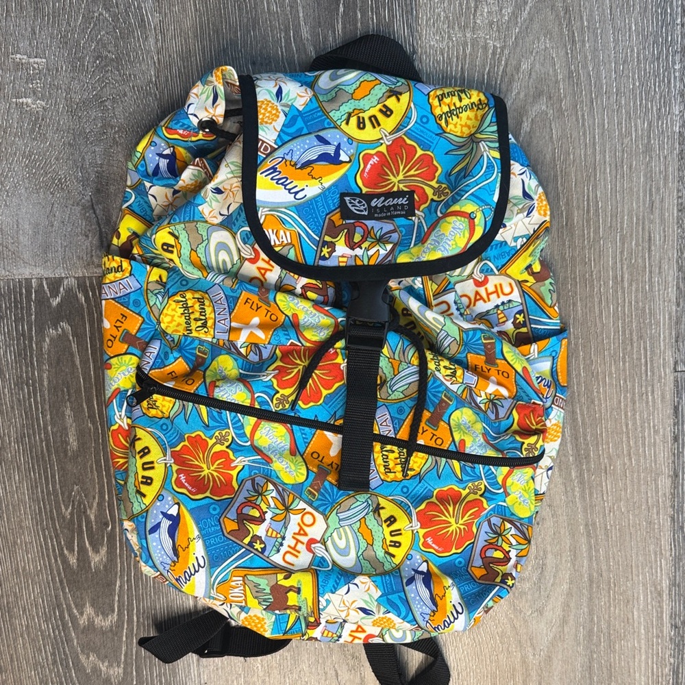 Maui Island featuring all Hawaiian islands Backpack 0288